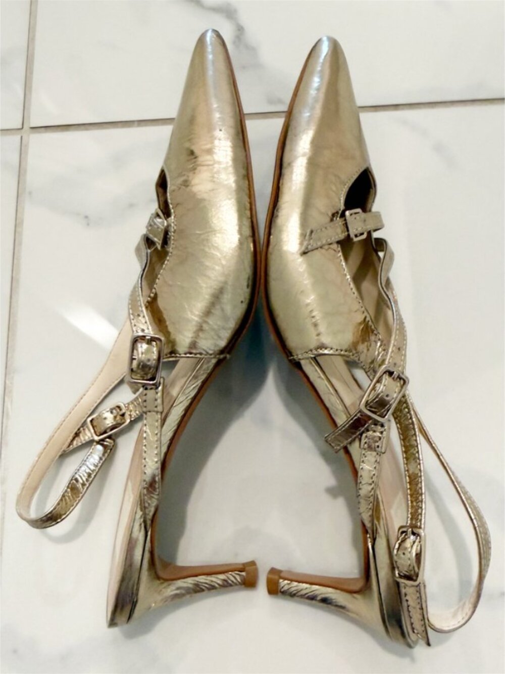 DV by Dolce Vita PAMLA GOLD FLATS DISTRESSED LEATHER 7 - Picture 6 of 10